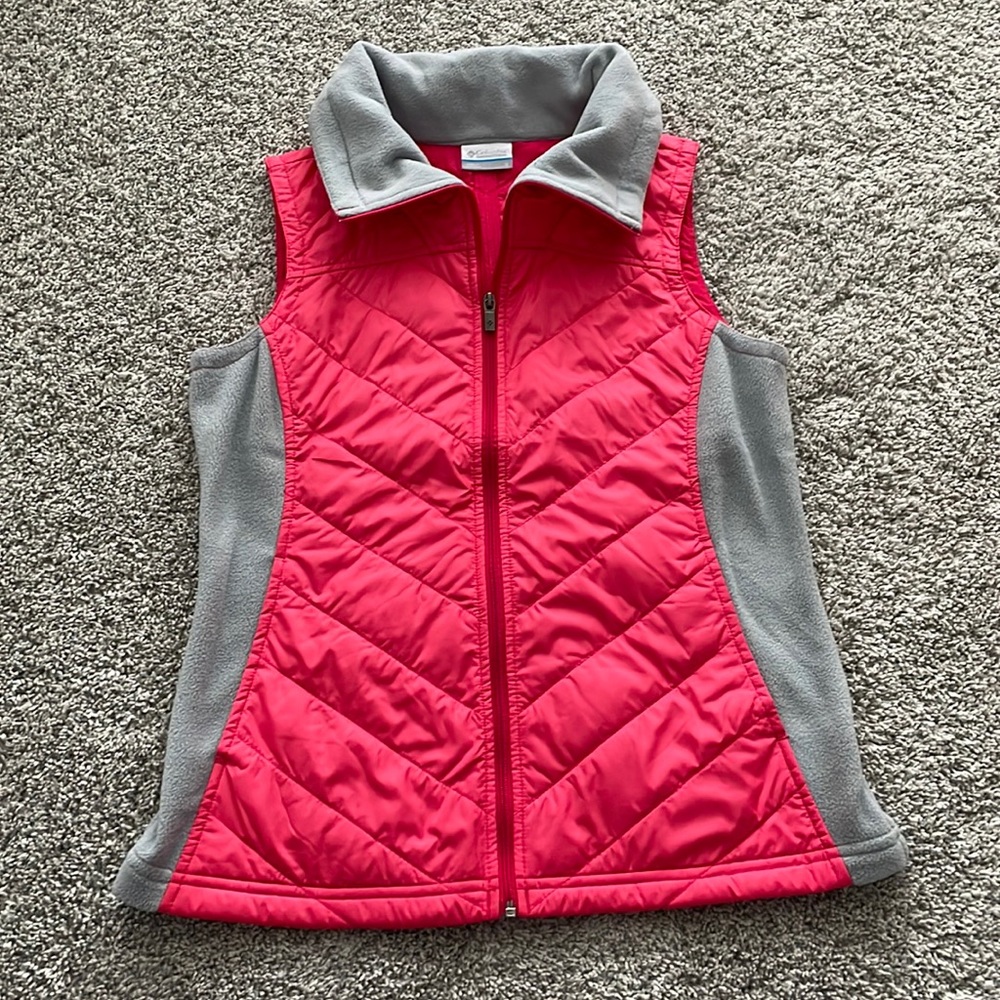 Columbia Vest - Picture 1 of 9